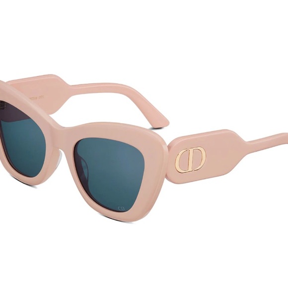Excluded Dior Sunglasses, New 375 - Picture 6 of 6